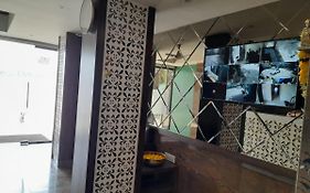 Atithi Lodging & Boarding 3*